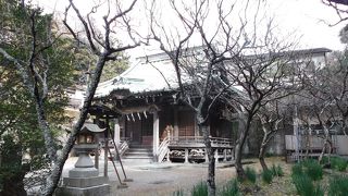 極楽寺訪れたら・・観光神社ではありませんが・・熊野本宮を勧請。