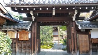 お宝は重要文化財指定の「阿弥陀如来像」です！