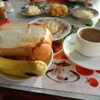 朝食付き。でも、あまり美味しくない。