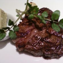 ステーキ絶品です。