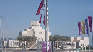 海岸道路から望む姿が特にお勧めです