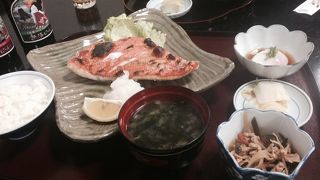 洗練された感じだしたそうだか田舎の食堂の雰囲気