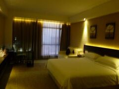 ウィーン ホテル ウェイハイ レイルウェイ ステーション (維也納酒店 山東威海火車站店) 写真