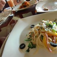 ラウンジに入り浸り（２）