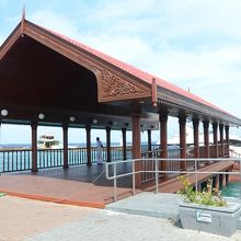 唯一屋根の付いたナンバー１桟橋は、元々は大統領専用。