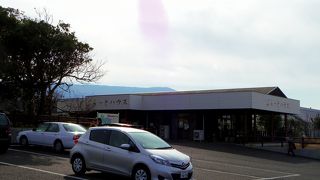 地元の人も買いに来る