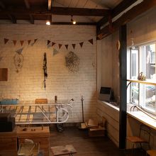 水の駅（道の駅）の向いのラムラード