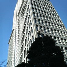 圧倒されそうな外観です。