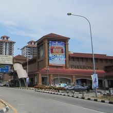 オランダ広場から歩いて見つけたところ