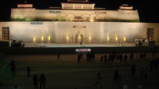 魚介の氷漬けオブジェが面白かったです