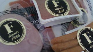 ハム類も絶品です。