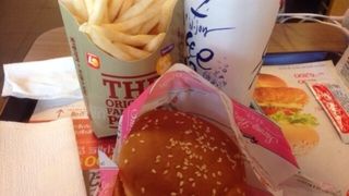 日本と味は同じ？ジュースはおかわりOK!