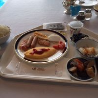 朝食バイキングの種類は豊富。