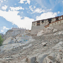 シェイゴンパ外観