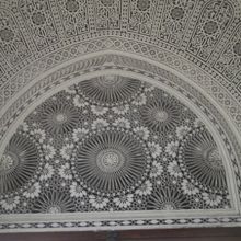 見事なアラベスク彫刻