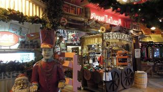 ROXYの商品が充実しています。