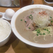 濃厚鶏だしのラーメン