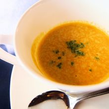 季節の野菜スープ