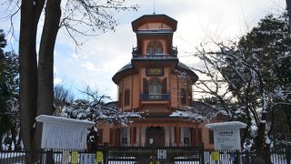 旧済生館本館は明治の初めにつくられた、疑洋風建築の県立病院だった