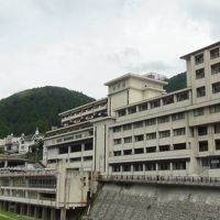 だいぶ古い感じ。