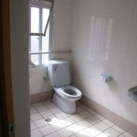 共同トイレ＆シャワールームです。