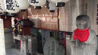 新戎橋のたもとにあります!!