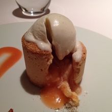 デザートもたくさん出て来ました！