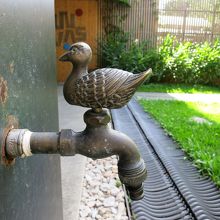 外の水道もかわいい