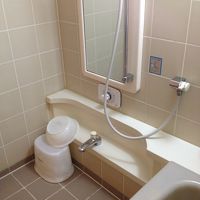 部屋のバスルーム