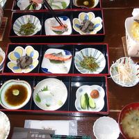 朝食。名物、貝焼き味噌