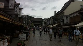 賑わいのある参道はいいですな