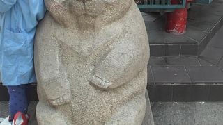 パンダがあちらこちらに