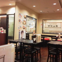 韓国っぽい店内