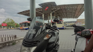 無料バスの発着駅