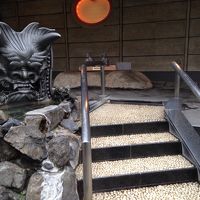 玄関先にある足湯