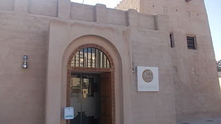 付近は工事中ですのでご注意を・・・