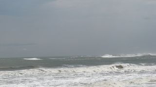 九十九里浜南端に位置する砂浜海岸