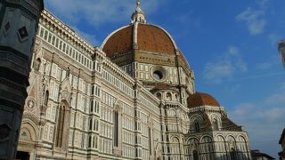 赤い丸屋根の美しさは別格だった。