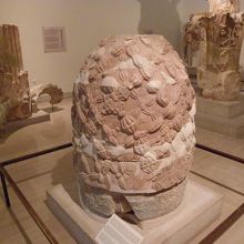 ギリシャ時代のヘソの石