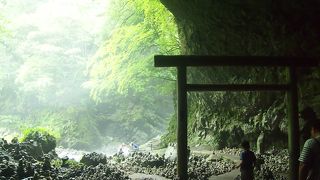 石積みの光景が・・・