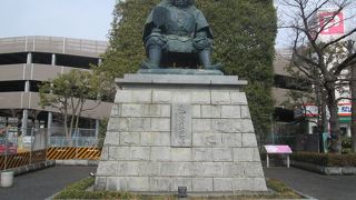 今も郷土の英雄