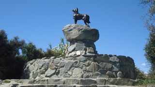 ぽつんとあります。