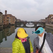 橋の中央で記念撮影です。順番待ちしての撮影でした。