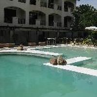 プールなどの施設も充実している