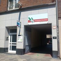 路面に面した入り口