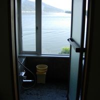 アコーデオン？カーテンにカビ（ いっぱい ）