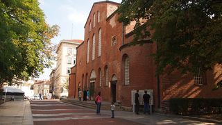 レンガ造りの教会　聖ソフィア教会