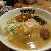 個性的なラーメン