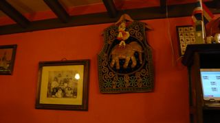 キッチュな雰囲気のタイ料理やさん