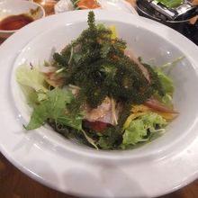 海ぶどう海鮮サラダ